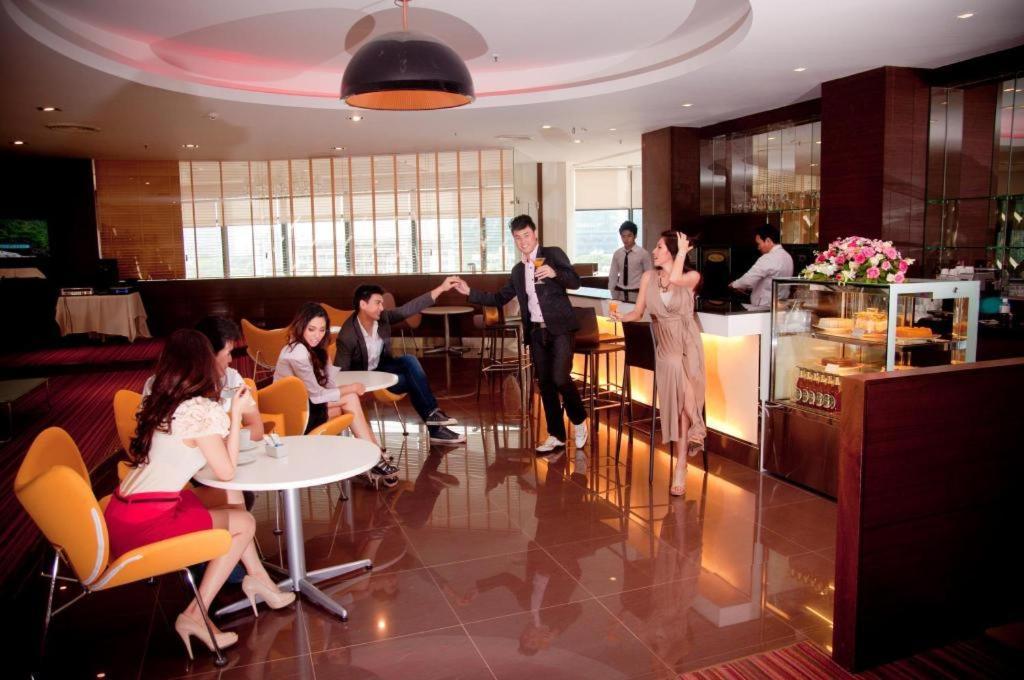 Iyarin@Tuk Chang Ratchayothin Hotel Bangkok Exteriér fotografie