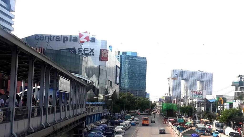 Iyarin@Tuk Chang Ratchayothin Hotel Bangkok Exteriér fotografie
